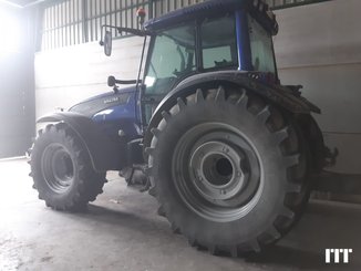 Tracteur agricole Valtra T190 - 2