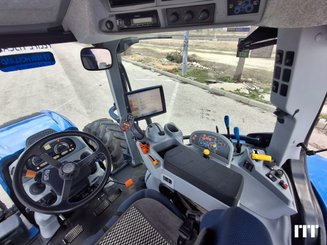 Tracteur agricole New Holland T5.130 AC - 15