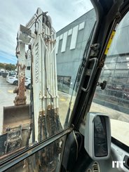 Pelle sur chenilles Bobcat E60 - 11