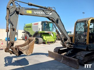 Pelle sur chenilles Volvo ECR88 - 3