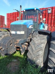 Tracteur agricole New Holland TM 175 - 1