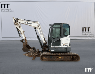 Pelle sur chenilles Bobcat E60 - 1