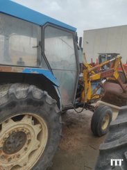 Tracteur agricole EBRO KUBOTA 8110 - 6