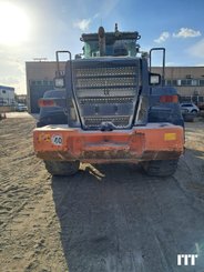 Chargeuse sur pneus Hitachi ZW220 - 2