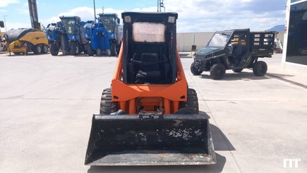 Mini chargeuse Mustang 2044 - 1