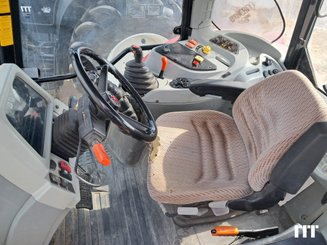 Tracteur agricole Massey Ferguson 5465 - 5