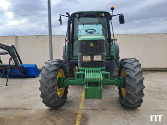 Tracteur agricole John Deere 6520 - 2