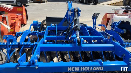 Charrue New Holland SDM 300 R - 2