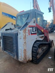 Mini chargeuse Takeuchi TL 8 - 1