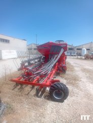 Semoir à grains Kuhn Megant 602 - 1