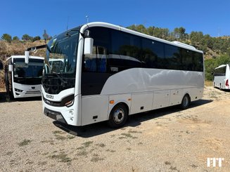 Bus / autocar ISUZU Grand Toro - 1