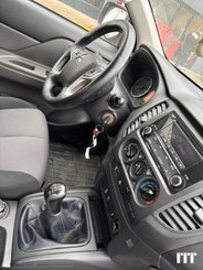 Voiture Mitsubishi L200 - 5