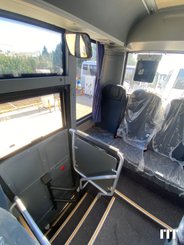 Bus / autocar ISUZU Novo Nees - 16