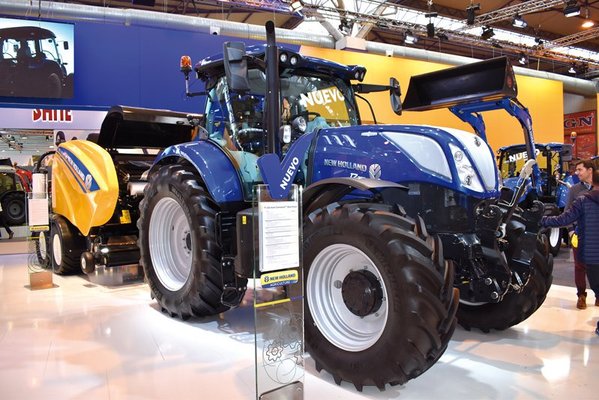 New Holland T7.225 AC, Prix Meilleur Tracteur en Espagne 2018