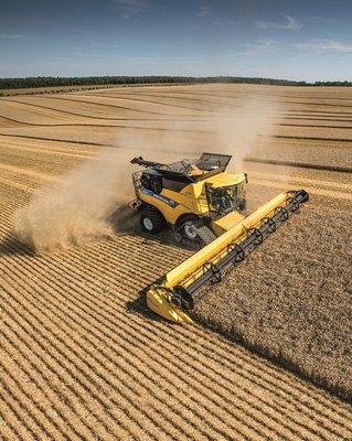 ITT News. New Holland CR Revelation combine harvester